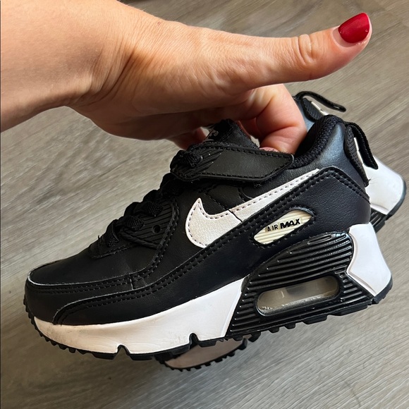 Nike Kids Black and White Air Max Sneakers - Picture 4 of 7